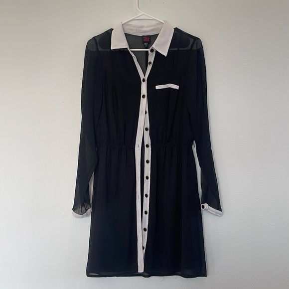 2b Bebe Long Sleeve Colorblock Shirtdress - Black/White - Size M - Picture 1 of 11